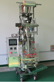 一臺全自動顆粒包裝機(jī)